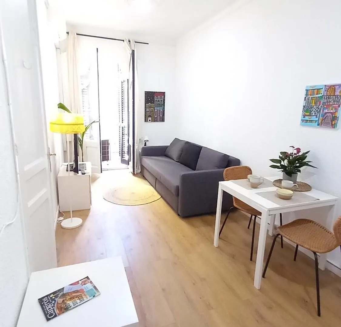 Cozy Studio In Gracia Barcelona Apartamento